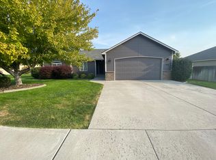 452 Oahu St, Richland, WA