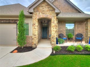 1020 NW 191st St, Edmond, OK 73012