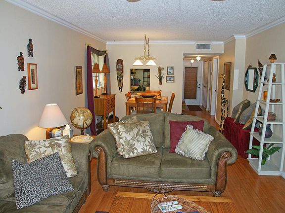 3rd image of 367 S Federal Hwy APT C226