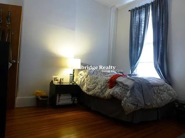 38 Newton St #2T — Photo 27
