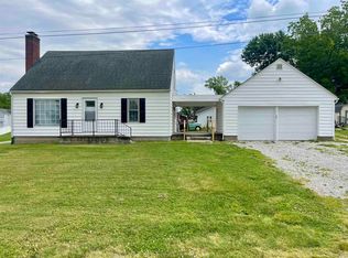 165 N 5th St, Elberfeld, IN 47613