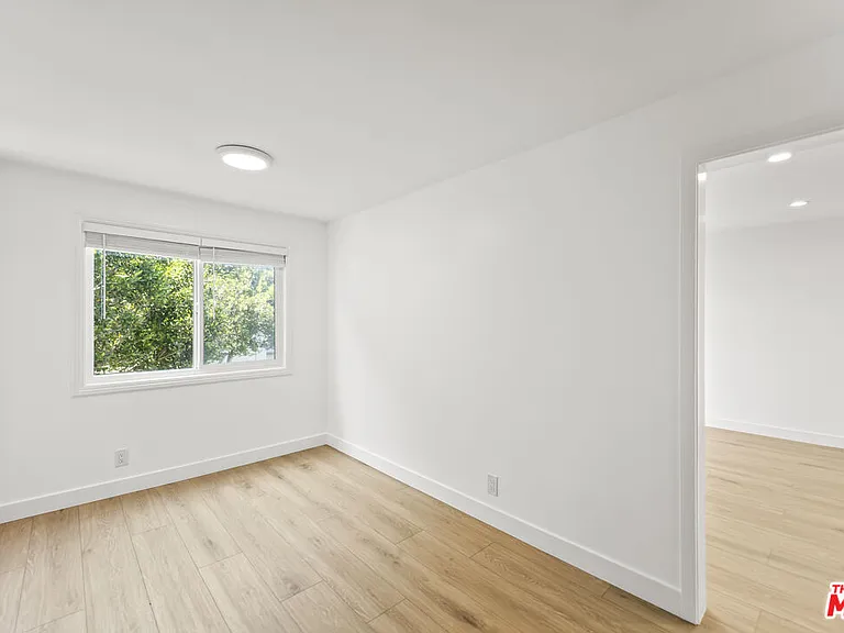 2901 4th St #212 — Photo 14