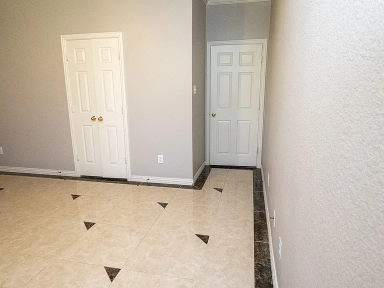 10002 River Bend Dr — Photo 14
