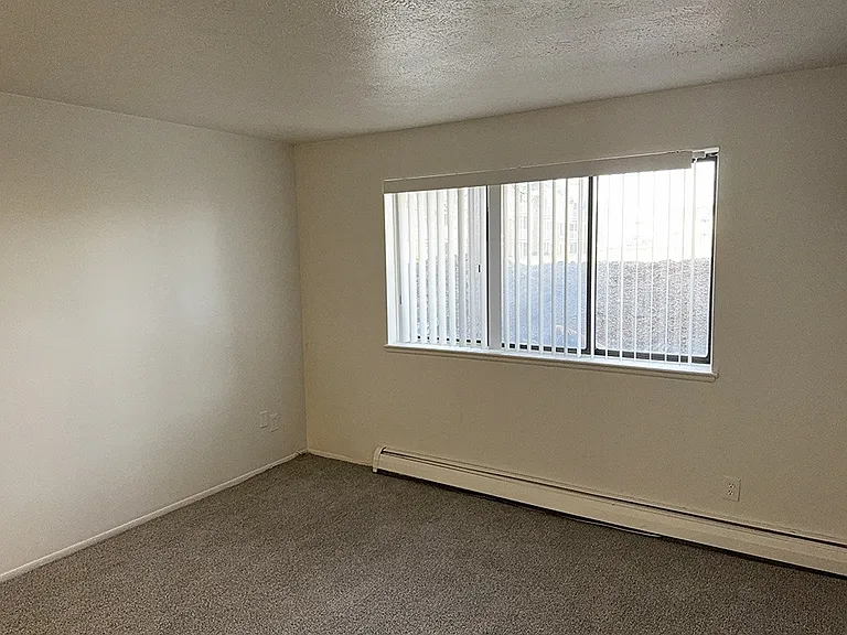 Waverly Park Apartments — Photo 38