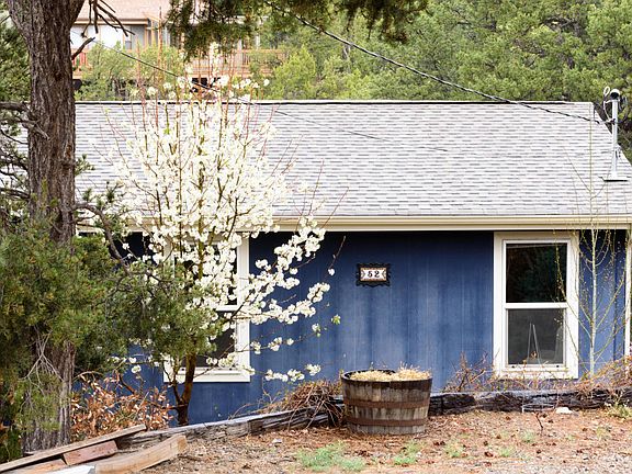3rd image of 52 Gilbert Pl