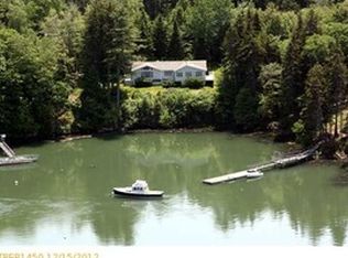 123 Sawyers Island Rd, Boothbay, ME 04537
