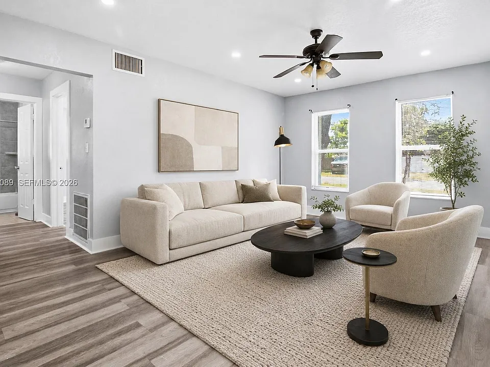 610 SW 2nd Ave #1