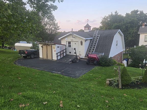 Ramp to Shop/Mancave w/ shed