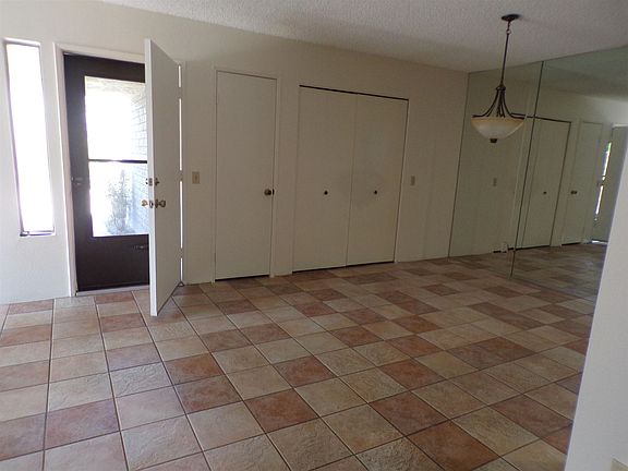 3rd image of 1265 Sunflower Cir N