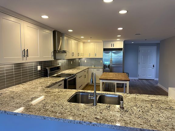 3rd image of 440 Cesano Ct APT 208