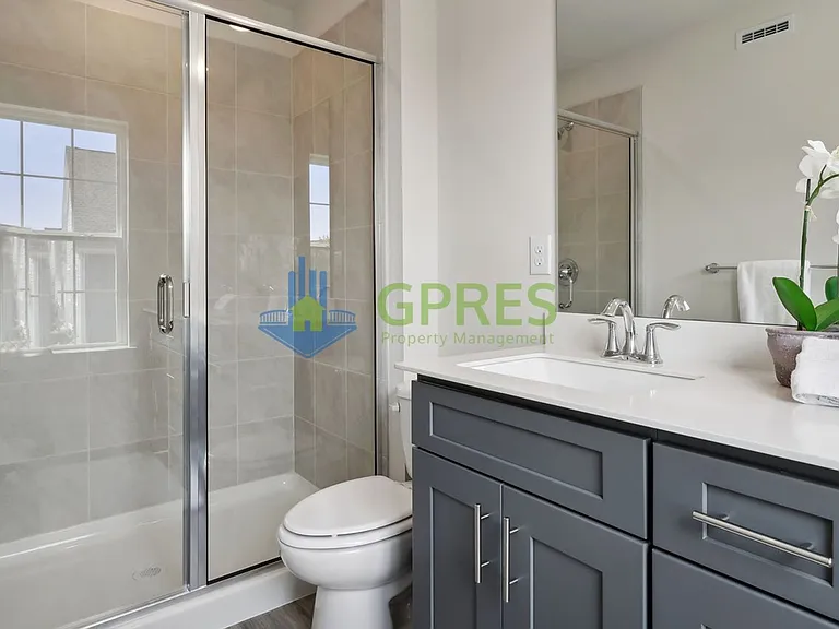 520 Cooper St — Photo 12