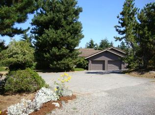 4821 Verbena Ln, Clinton, WA 98236
