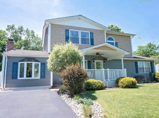 34 Oak Ter, Howell, NJ 07731