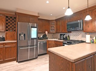 31-35 37th St #1, Astoria, NY 11103