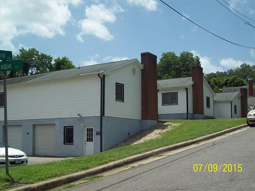 215 Floral Ave #H