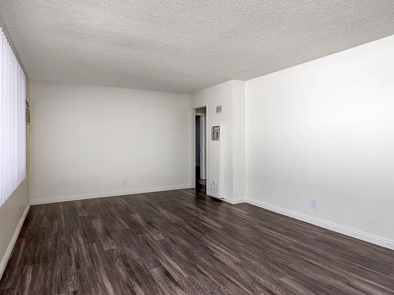 165 California St — Photo 11