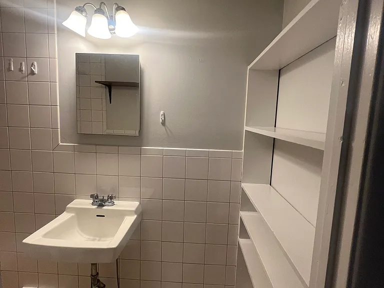 28 Concord St #10 — Photo 16