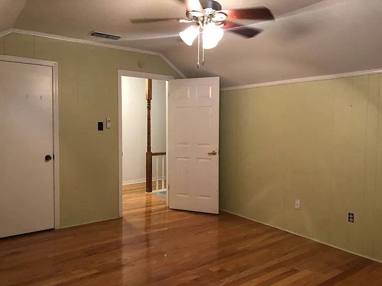 10114 Village Green Dr — Photo 12