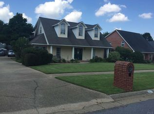 2321 Oxford Dr, Pensacola, FL 32503