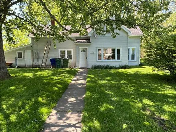 7376 Shawnee Rd, North Tonawanda, NY 14120