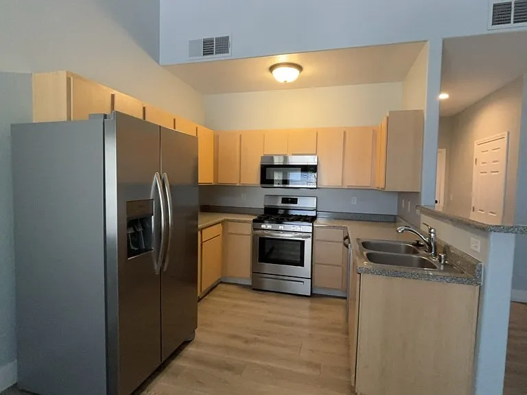4915 E Russell Rd #133 — Photo 3