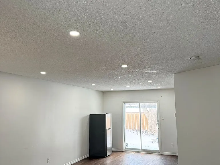 222 Fleming Dr — Photo 6