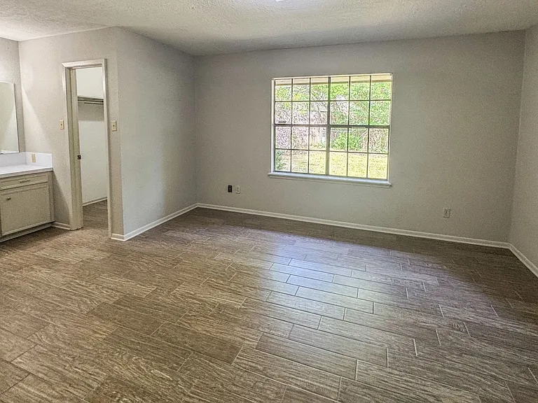601 Hickory Dr #A — Photo 9