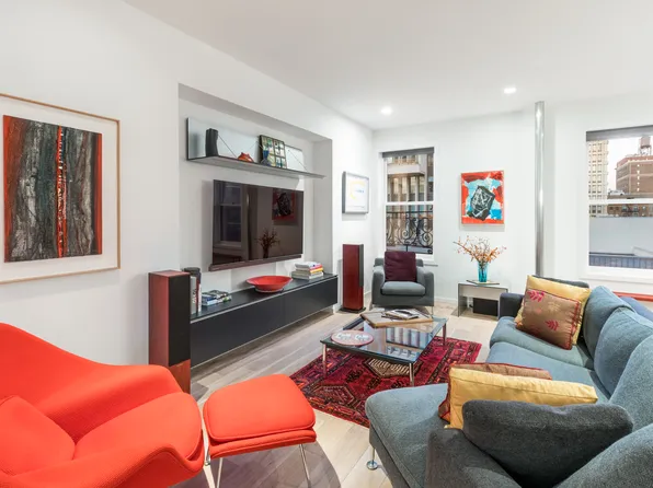 430 West 116th Street image 3 of 21