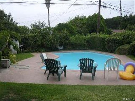 5th image of 853 S Duff Ave