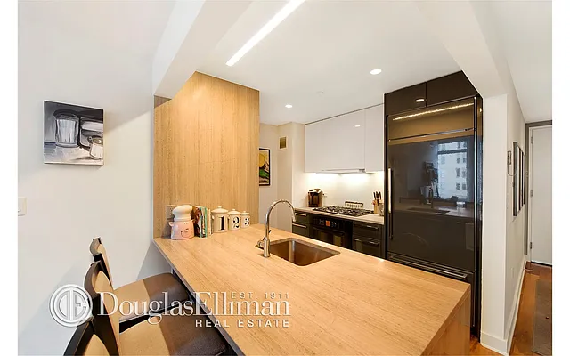 Sold by Douglas Elliman | media 8