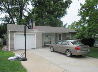 4715 Valley St, Omaha, NE 68106