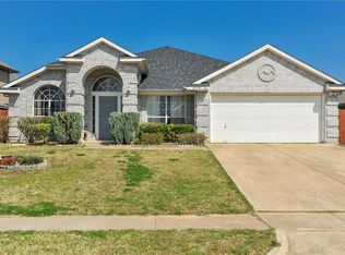 4524 Stones River Rd, Grand Prairie, TX 75052