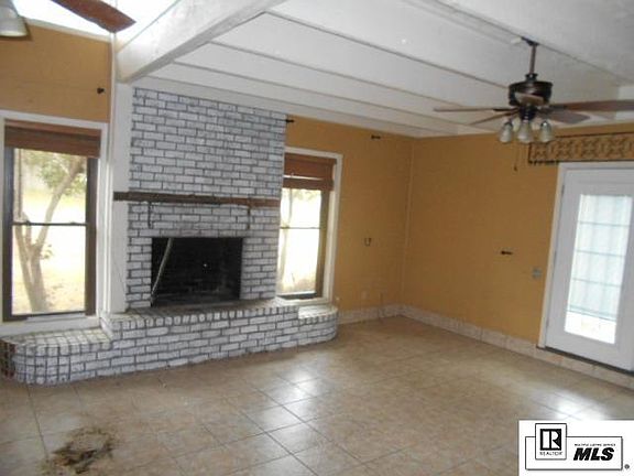 4th image of 102 Walnut Dr