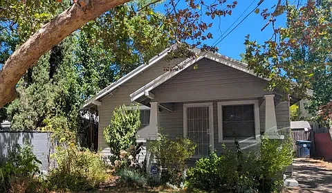 2 bed, 988 sqft, $1,995 — Photo 1