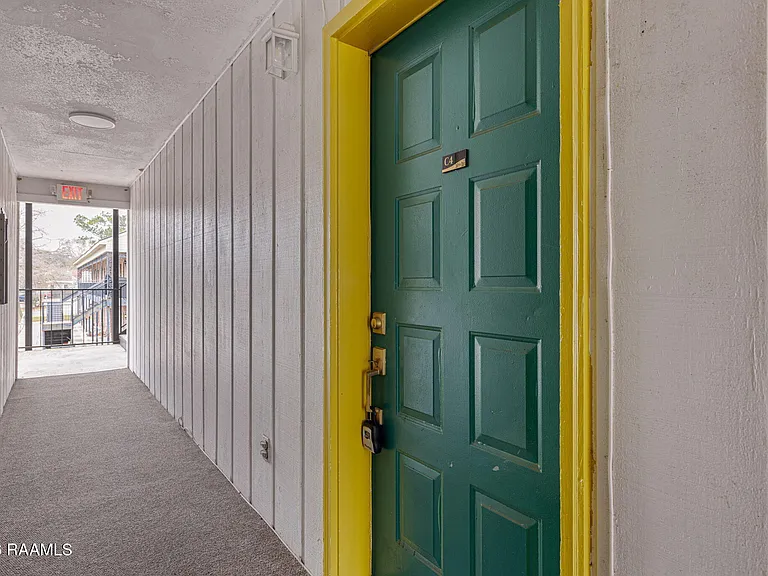 1318 Lee Ave #A-1 — Photo 2
