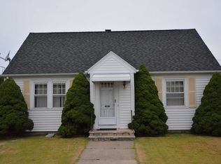 17 June St, North Providence, RI 02904