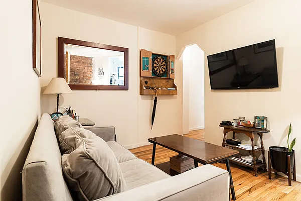 Rented by Compass | media 8