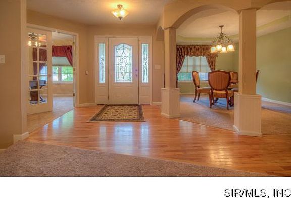 2nd image of 132 Oak Hill Dr