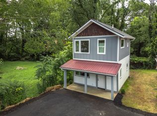9 City Cove Ln, Asheville, NC 28806