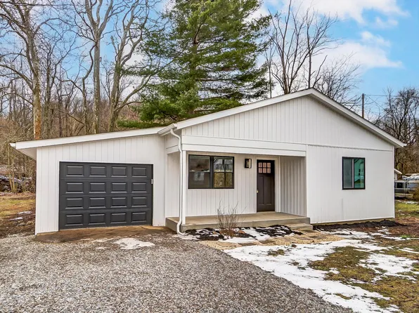 6876 Columbus Rd, Centerburg, OH 43011