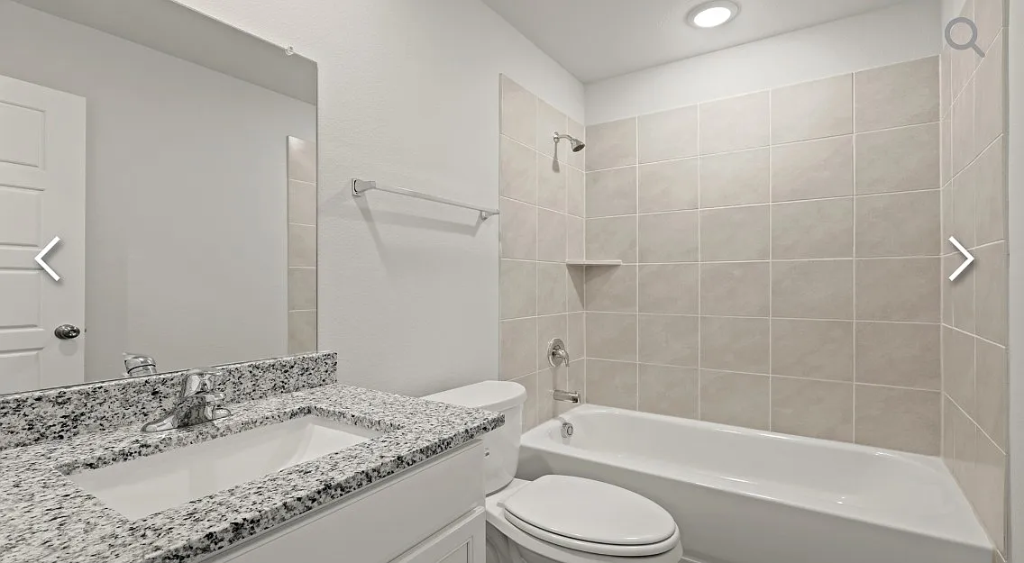2 bed, 1190 sqft, $700 — Photo 3
