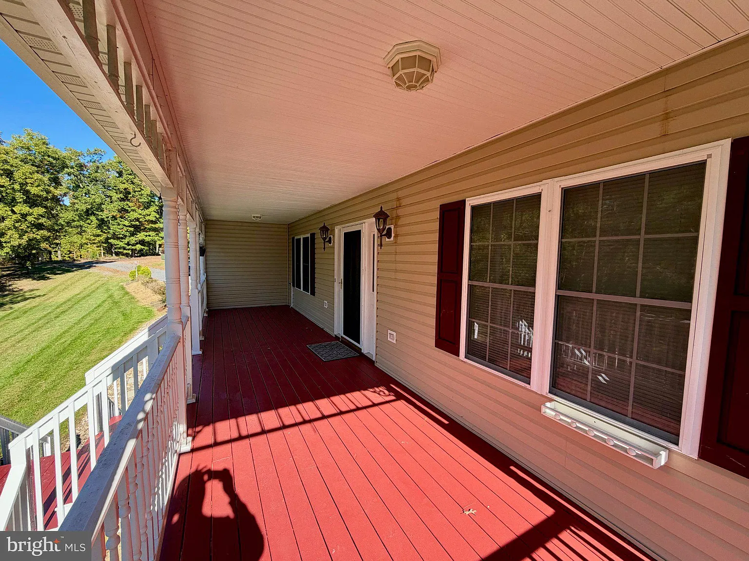4 bed, 4.0 bath, 2646 sqft, $3,000 — Photo 2