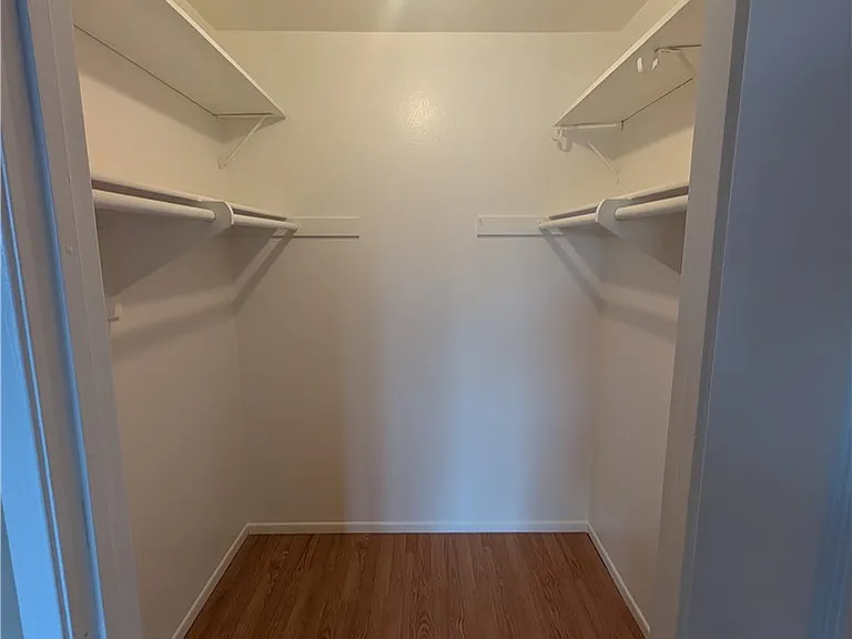 13990 Ramhurst Dr — Photo 10