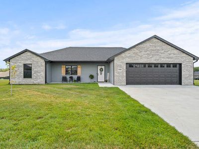 6466 Douglas Pkwy, Hallsville, MO, 65255