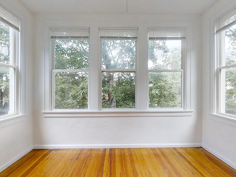 3704 Fairview Ave #2W — Photo 20