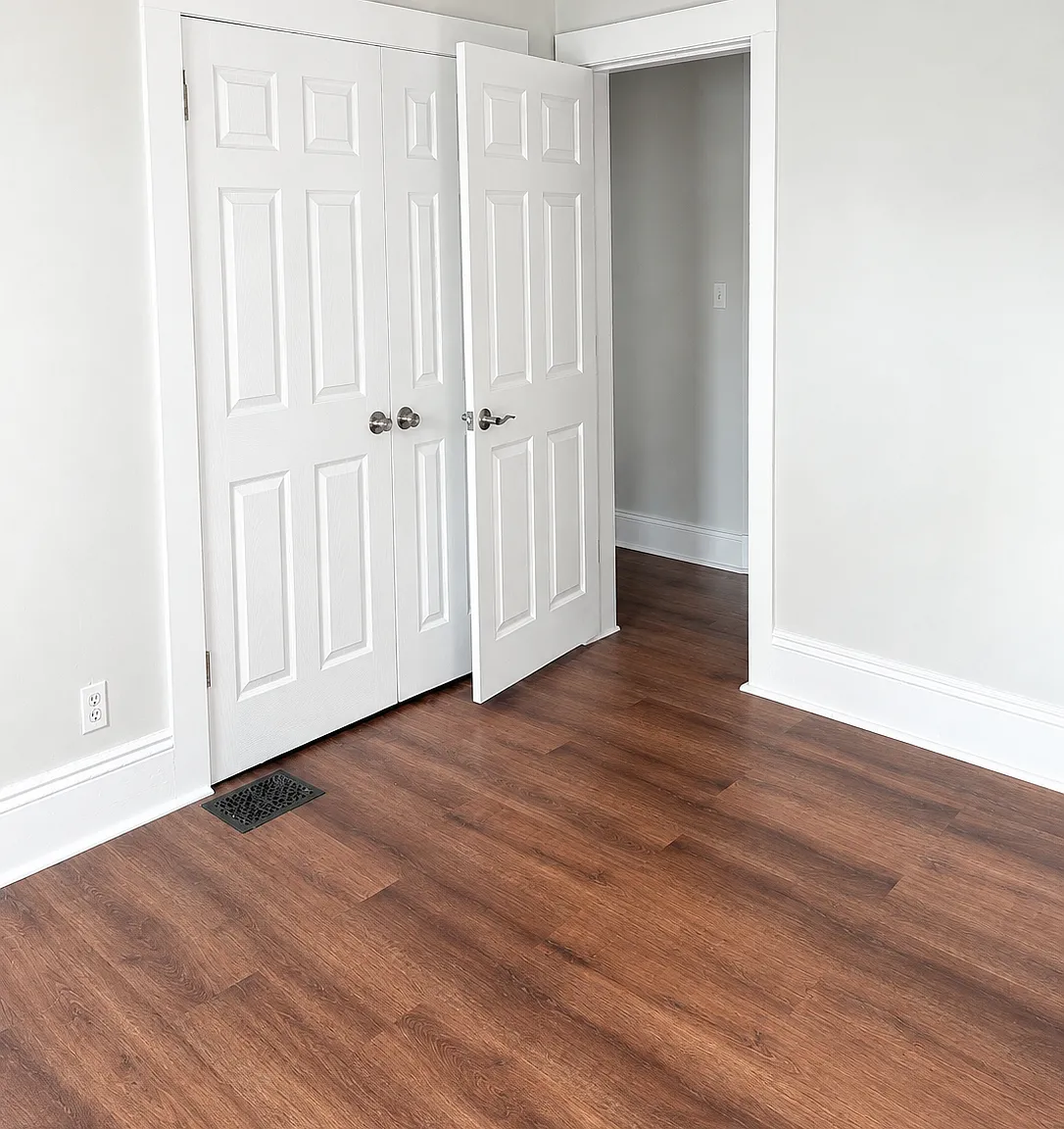 3 bed, 1200 sqft, $3,000 — Photo 3