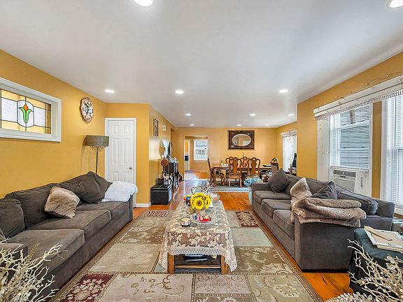 3rd image of 220-16 107th Ave #1