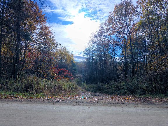 2nd image of 000 River Road