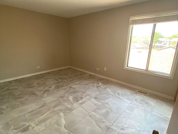 5th image of 5640 Pebblebeach Dr #5640
