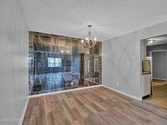 2nd image of 287 El Conquistador Pl